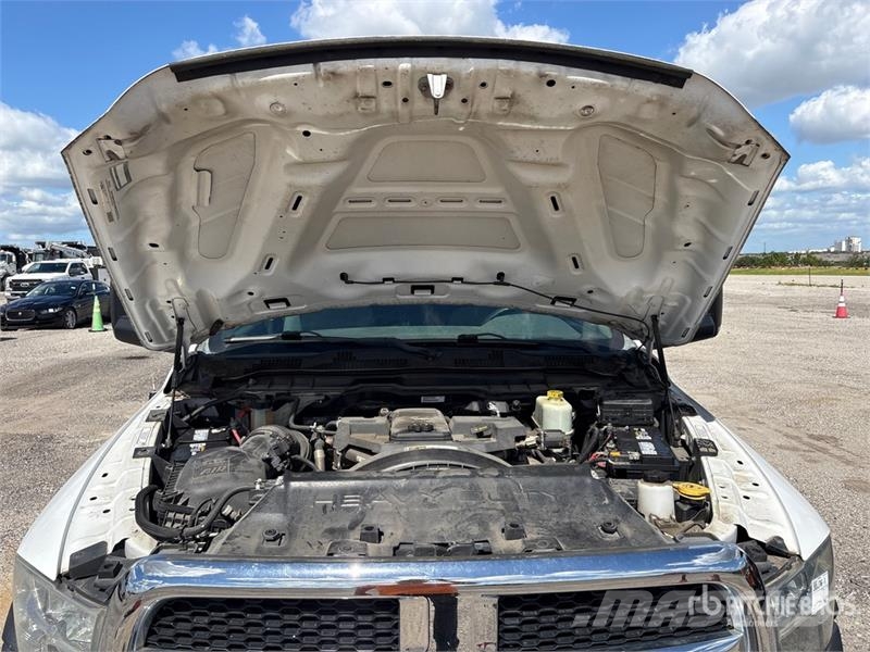 RAM 5500 Camiones plataforma