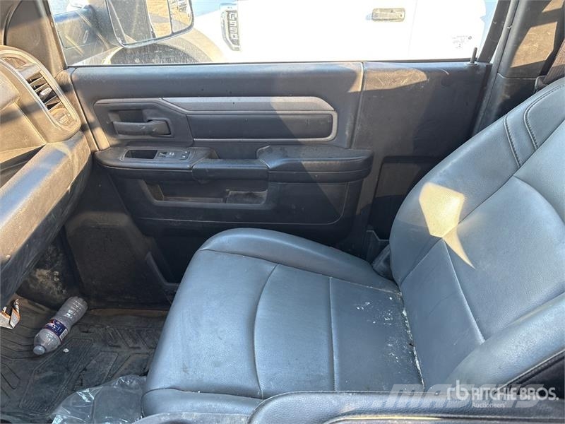 RAM 5500 Camiones plataforma