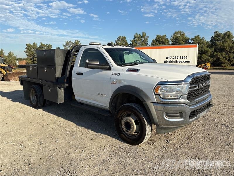 RAM 5500 Camiones plataforma