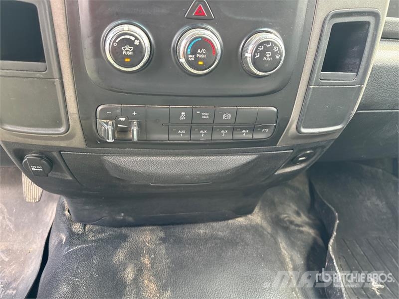 RAM 5500 Pickup/planbiler