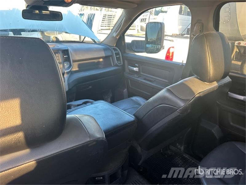 RAM 5500 Platte bakwagens