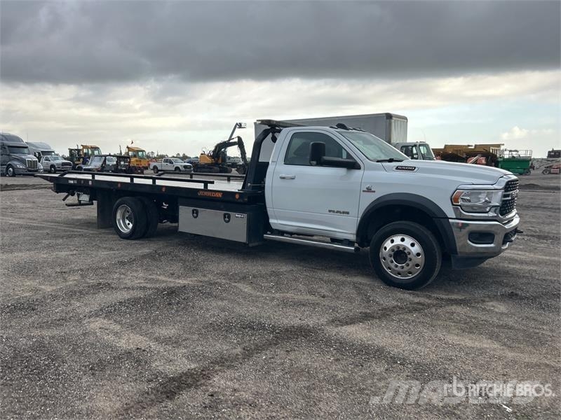 RAM 5500 Sleepwagens