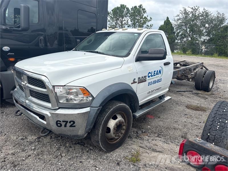 RAM 5500 Cabins and interior