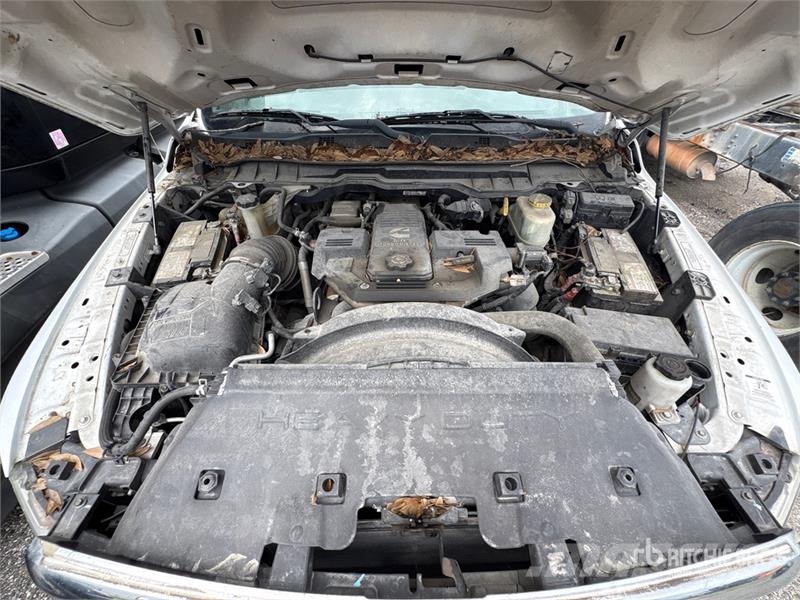 RAM 5500 Cabins and interior