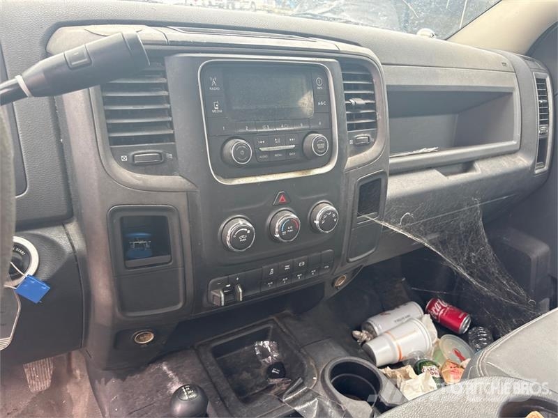 RAM 5500 Cabins and interior