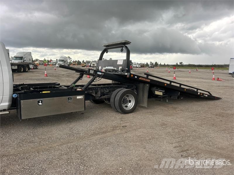 RAM 5500 Sleepwagens