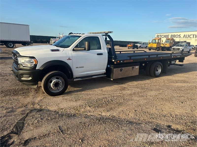 RAM 5500 Sleepwagens