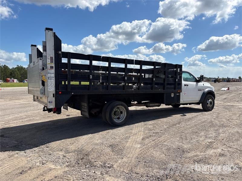 RAM 5500 Camiones plataforma