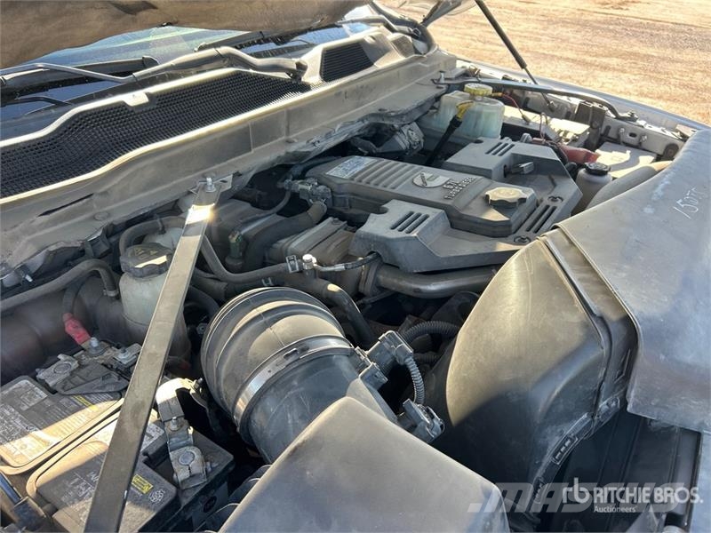 RAM 5500 Pick-upy / Pojazdy z otwieranymi burtami