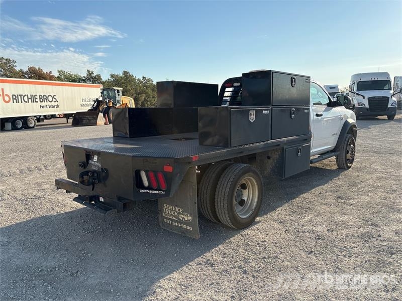 RAM 5500 Camiones plataforma