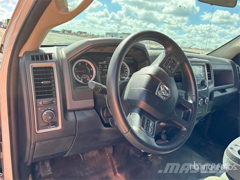 RAM 5500 Camiones plataforma