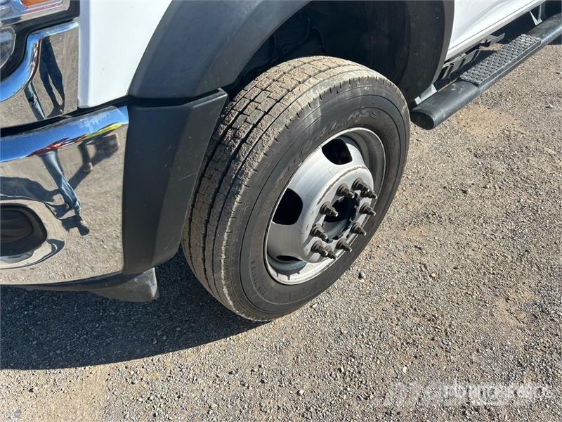 RAM 5500 Pick-upy / Pojazdy z otwieranymi burtami