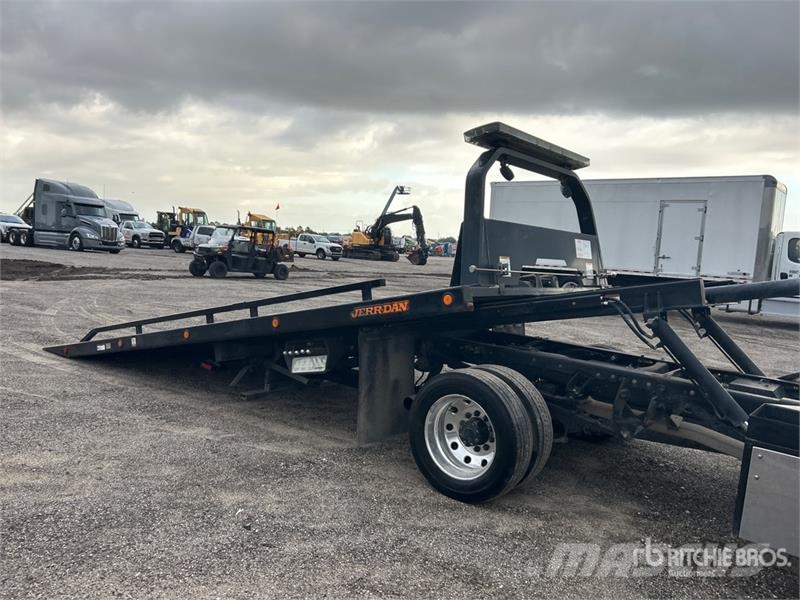 RAM 5500 Sleepwagens