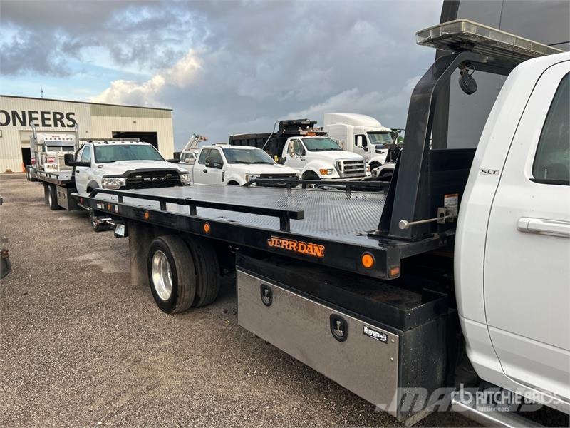 RAM 5500 Sleepwagens