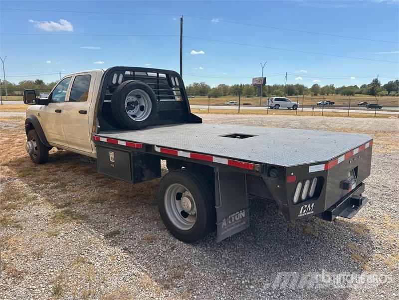 RAM 5500 4x4 Crew Cab Flatbed Truck (Inoperable) Camiões estrado/caixa aberta