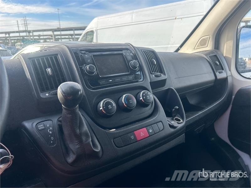 RAM Promaster 1500 Cargo Van Dodávky