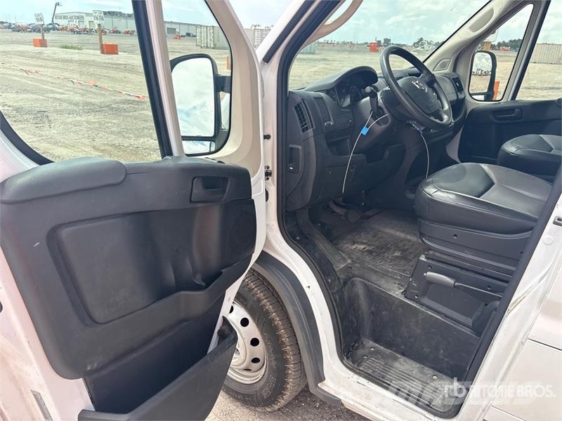 RAM Promaster 1500 Cargo Van Dodávky