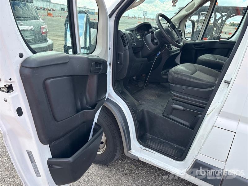 RAM Promaster 2500 Cargo Van Varevogne