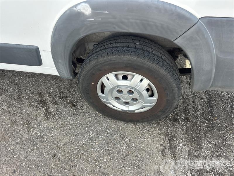 RAM Promaster 2500 Cargo Van 廂式貨物運輸車