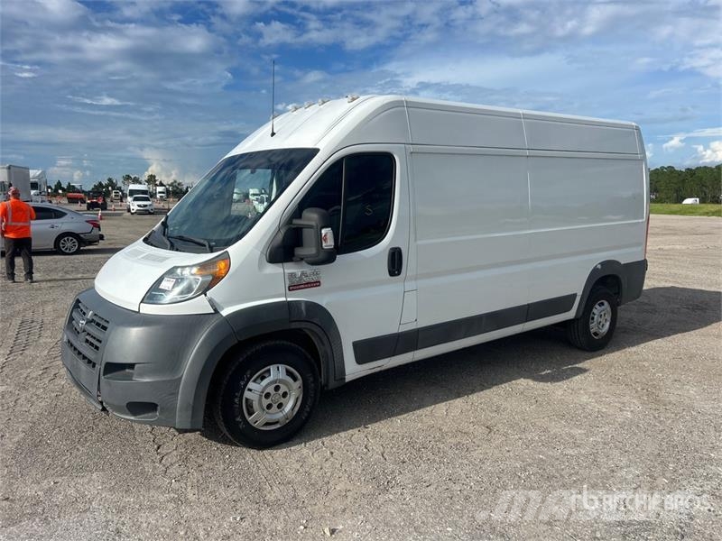 RAM Promaster 2500 Cargo Van 廂式貨物運輸車