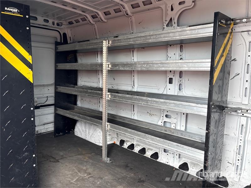 RAM Promaster 2500 Cargo Van Varevogne