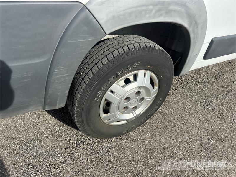 RAM Promaster 2500 Cargo Van 廂式貨物運輸車
