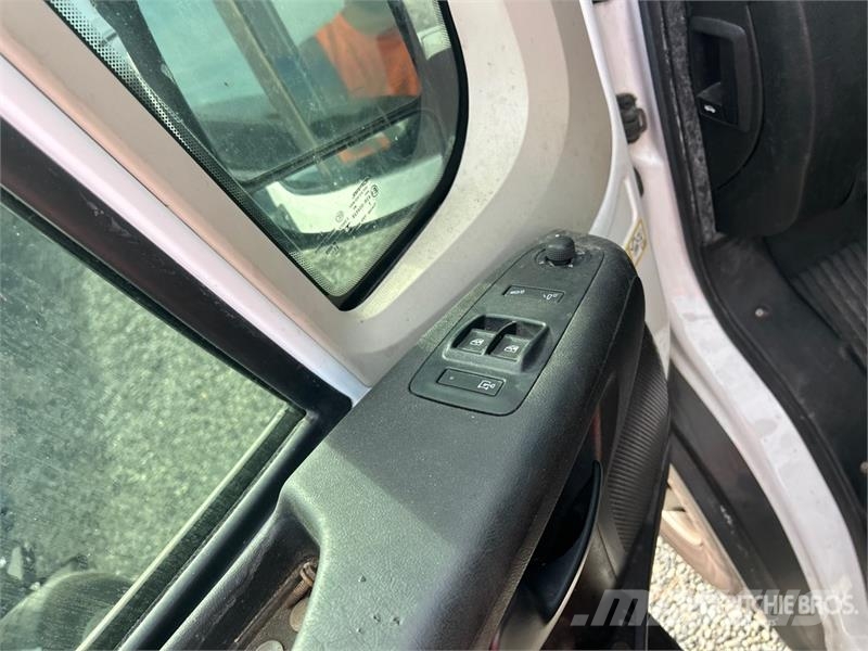 RAM Promaster 3500 Cargo Van パネルバン