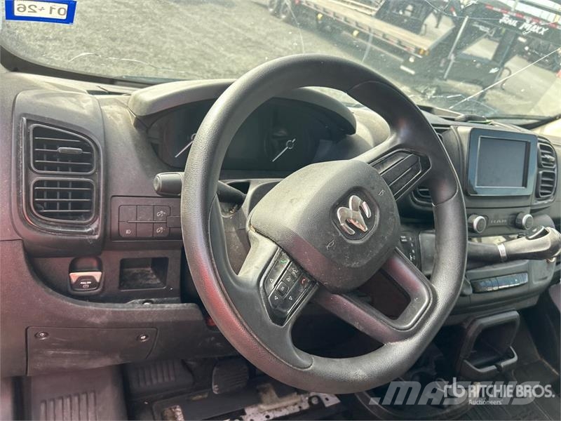 RAM Promaster 3500 Cargo Van パネルバン