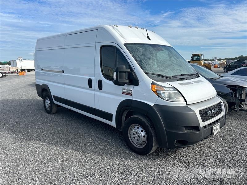 RAM Promaster 3500 Cargo Van パネルバン