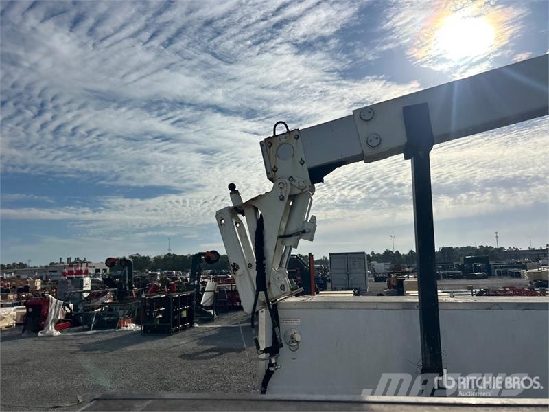 RAM SST36NE-01 on Ram 4500 4x2 Bucket Truck (Inoperabl Auto korpe