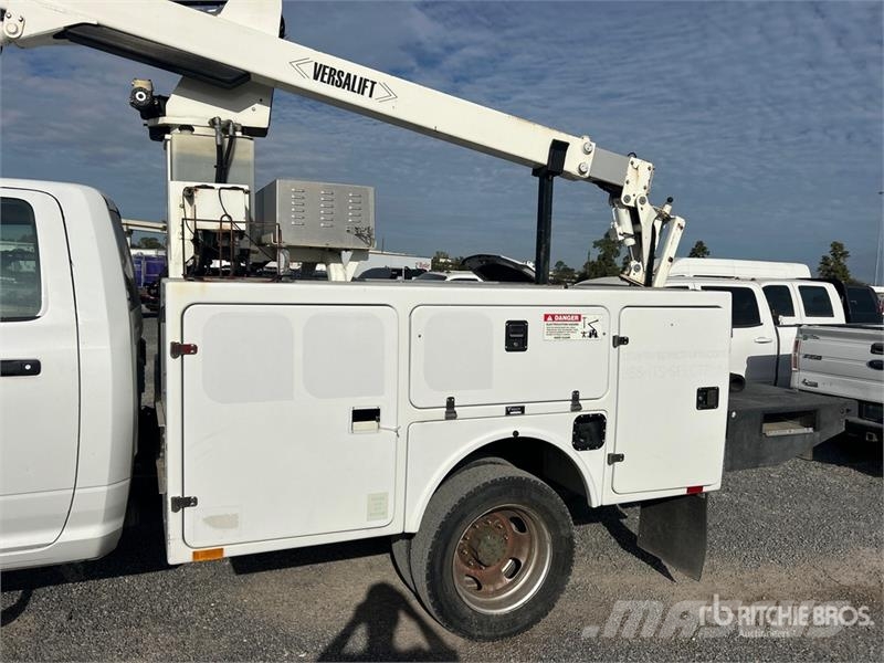 RAM SST36NE-01 on Ram 4500 4x2 Bucket Truck (Inoperabl Auto korpe