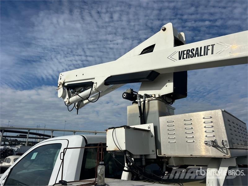 RAM SST36NE-01 on Ram 4500 4x2 Bucket Truck (Inoperabl Auto korpe