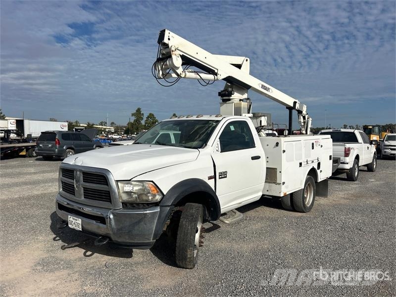 RAM SST36NE-01 on Ram 4500 4x2 Bucket Truck (Inoperabl Auto korpe