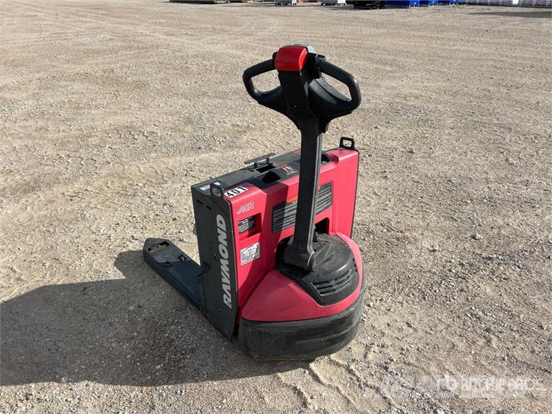 Ramond 8210 4500 lb Electric Pallet Jack Jekketralle