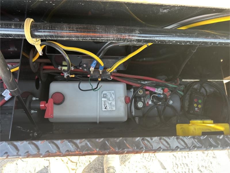 RawMaxx RDX16GN14K T/A Roll-Off Trailer مقطورات لوادر