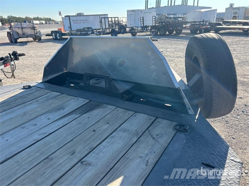 RawMaxx SLX24BP14K 24 ft T/A Equipment Trailer Prikolice za prevoz vozil