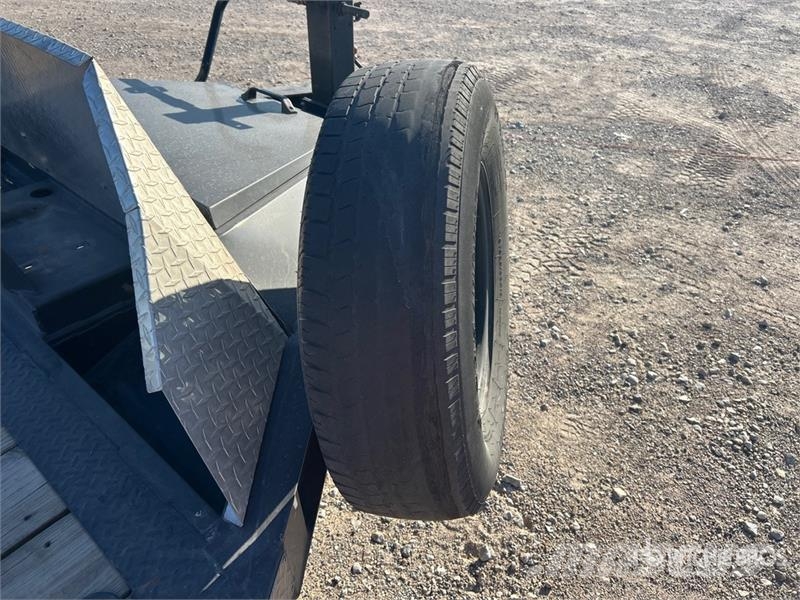 RawMaxx SLX24BP14K 24 ft T/A Equipment Trailer Prikolice za prevoz vozil