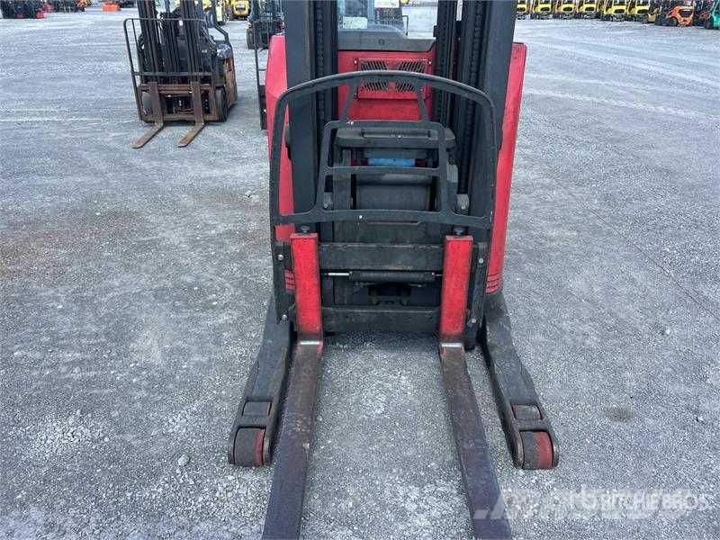 Raymond 740 R45TT 4500 lb Reach Truck Skjutstativtruck