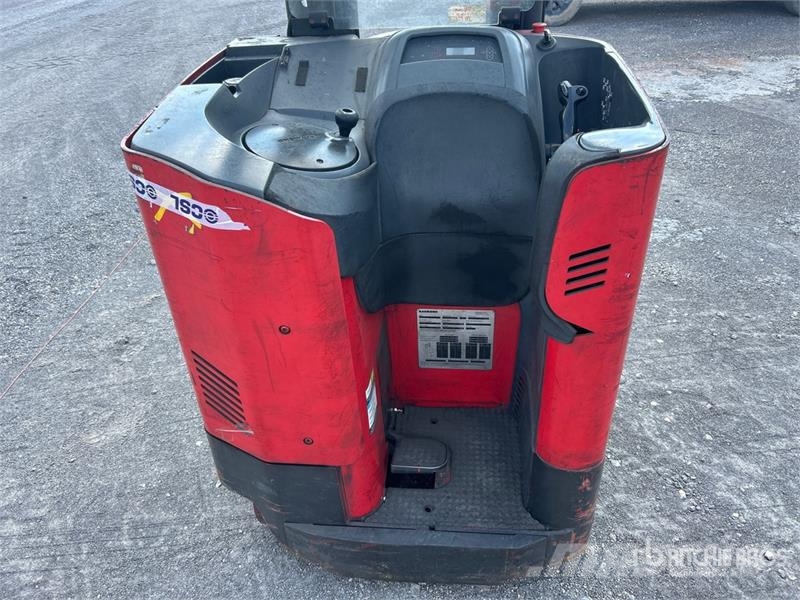 Raymond 740 R45TT 4500 lb Reach Truck Skjutstativtruck