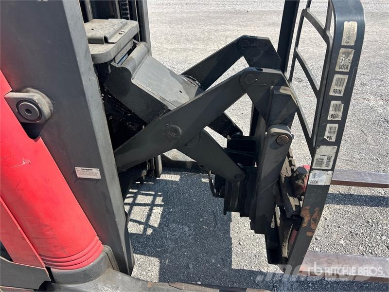 Raymond 740 R45TT 4500 lb Reach Truck Skjutstativtruck