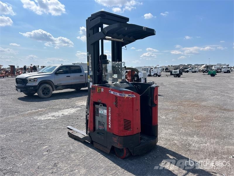 Raymond 740 R45TT 4500 lb Reach Truck Skjutstativtruck