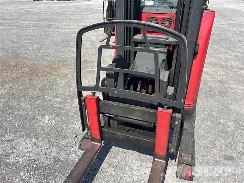 Raymond 740 R45TT 4500 lb Reach Truck Skjutstativtruck