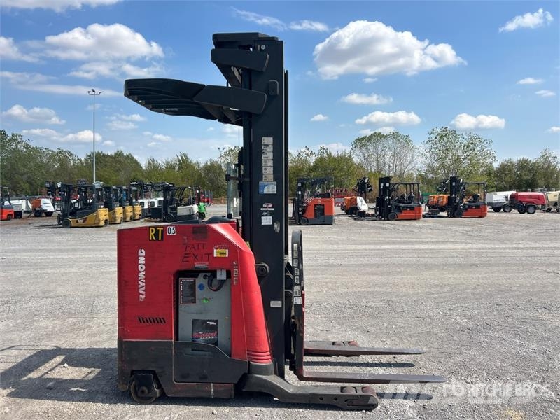 Raymond 740 R45TT 4500 lb Reach Truck Skjutstativtruck