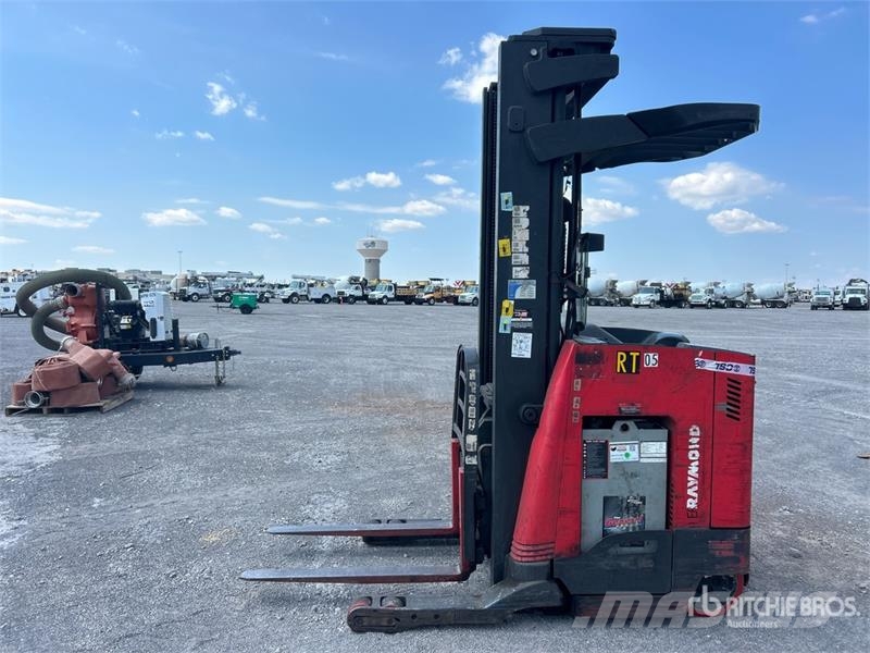 Raymond 740 R45TT 4500 lb Reach Truck Skjutstativtruck