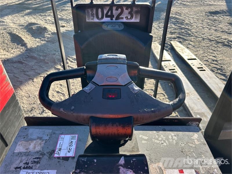 Raymond 8510 8000 lb Rider Pallet Jack Hand pallet truck