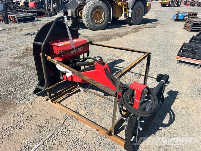  Raytree RABC44 44 in Articulating Skid Steer Brush Corta-césped delanteros y traseros