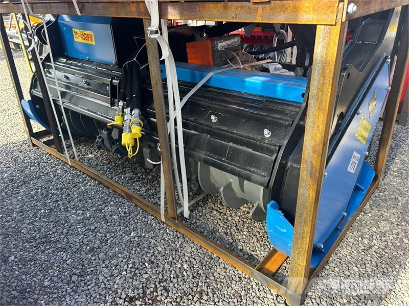 Raytree RMDM72Pro 72 in Drum Skid Steer Mulcher (U Trituradoras florestais