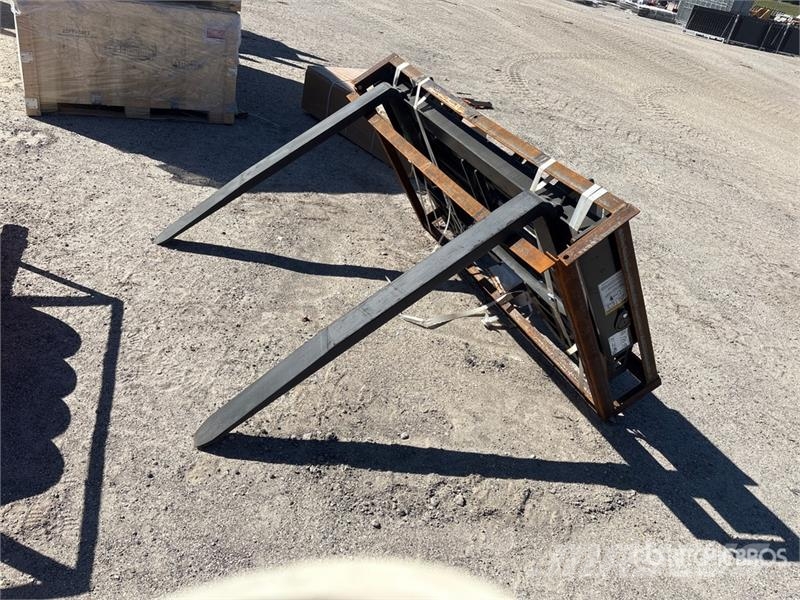 Raytree RMF48 48 in Hydraulic Skid Steer Forks (Un Вили
