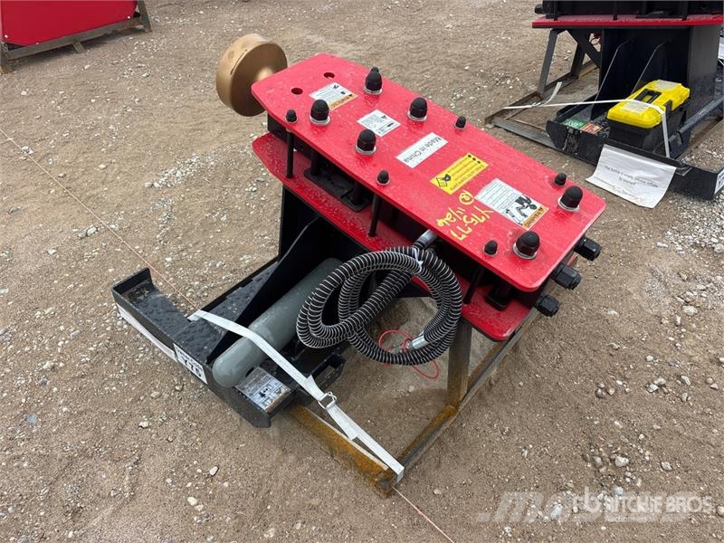 Raytree RMPP680 Skid Steer Post Driver (Unused) Fencing equipment