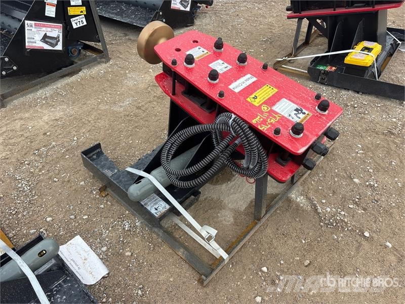  Raytree RMPP680 Skid Steer Post Driver (Unused) Fencing equipment